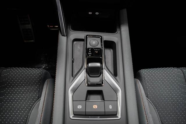 Cupra Leon Sportstourer ST 2,0 TSI DSG 4Drive VZ Extreme - LAGER 