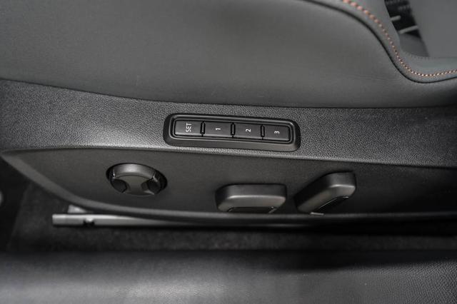 Cupra Leon Sportstourer ST 2,0 TSI DSG 4Drive VZ Extreme - LAGER 