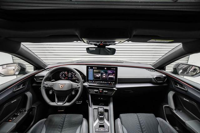 Cupra Leon Sportstourer ST 2,0 TSI DSG 4Drive VZ Extreme - LAGER 