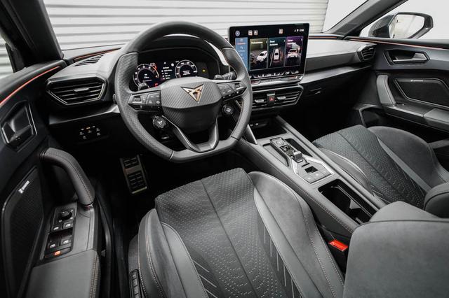 Cupra Leon Sportstourer ST 2,0 TSI DSG 4Drive VZ Extreme - LAGER 