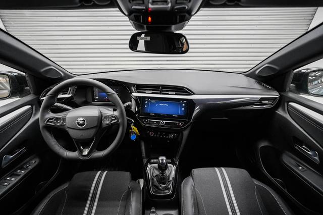 Corsa 1,2 T MT6 GS - LAGER 