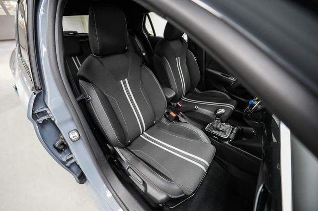 Corsa 1,2 T MT6 GS - LAGER 