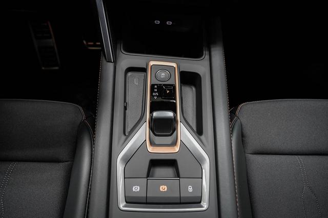 Cupra Leon Sportstourer ST 1,5 eTSI DSG Kombi - LAGER 