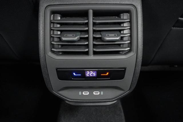 Cupra Leon Sportstourer ST 1,5 eTSI DSG Kombi - LAGER 