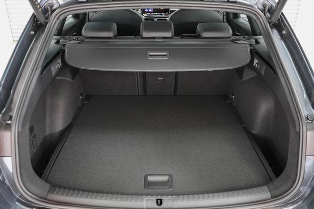 Cupra Leon Sportstourer ST 1,5 eTSI DSG Kombi - LAGER 