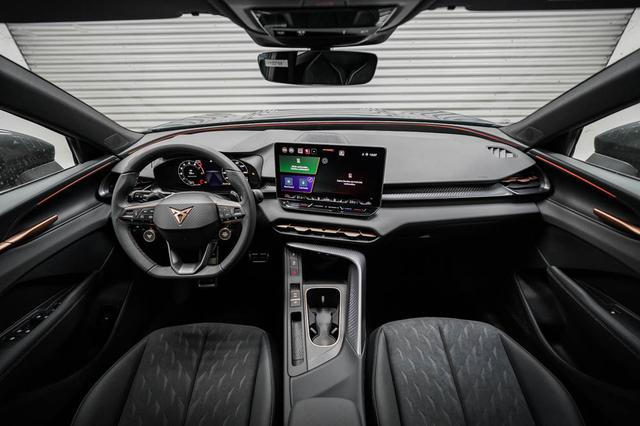 Cupra Terramar 1,5 eTSI DSG - LAGER 