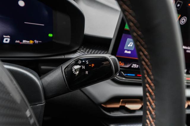Cupra Terramar 1,5 eTSI DSG - LAGER 