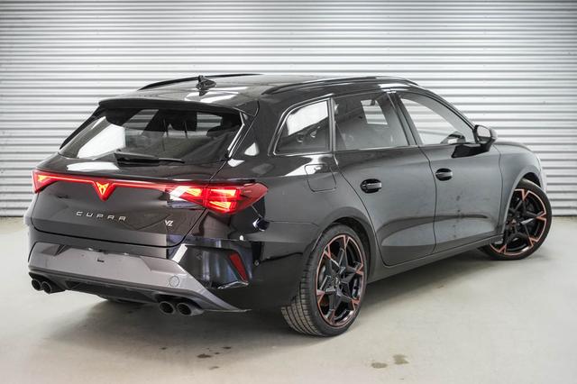Cupra Leon Sportstourer ST 2,0 TSI DSG 4x4 VZ - LAGER 