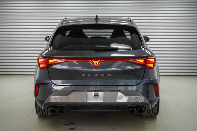 Cupra Leon Sportstourer ST 2,0 TSI DSG 4x4 VZ - LAGER 