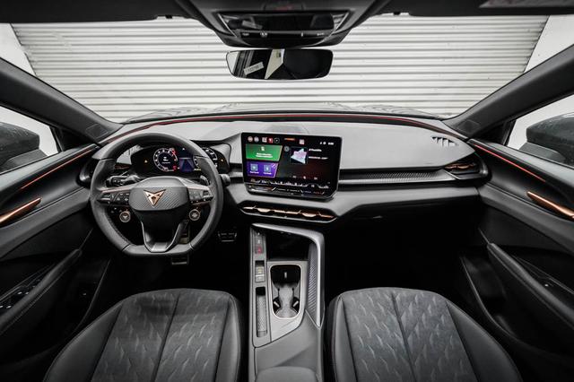 Cupra Terramar 1,5 eTSI DSG - LAGER 