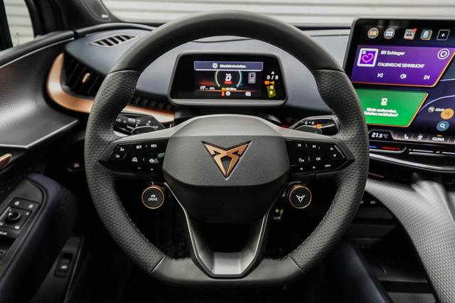 Cupra Tavascan 77 kWh 4Drive VZ Adrenalin - LAGER 