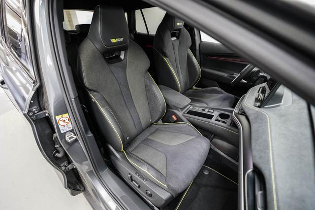 Skoda Elroq 84 kWh 4x4 RS - LAGER 