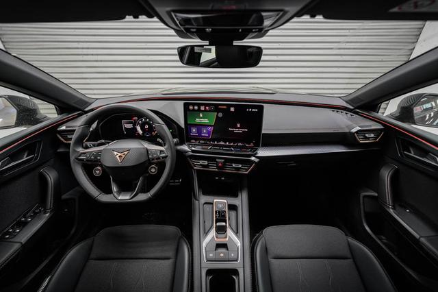 Cupra Leon Sportstourer ST 2,0 TSI DSG 4x4 - LAGER 