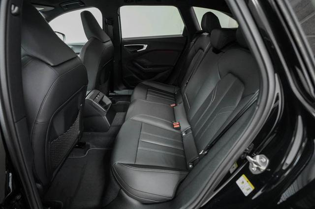 Audi A5 Avant 2,0 TFSI S tronic quattro S-line -LAG. 