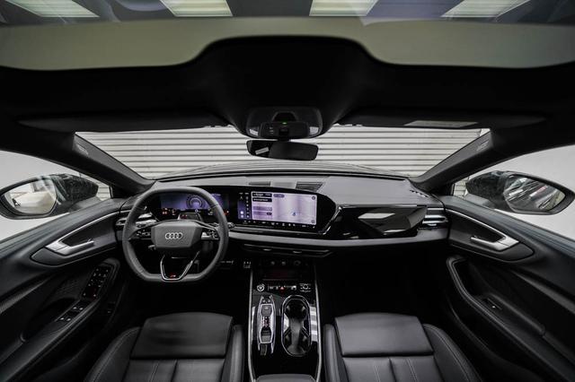 Audi A5 Avant 2,0 TFSI S tronic quattro S-line -LAG. 