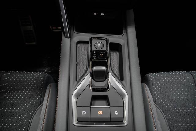 Cupra Leon Sportstourer ST 2,0 TSI DSG 4Drive VZ Extreme - LAGER 