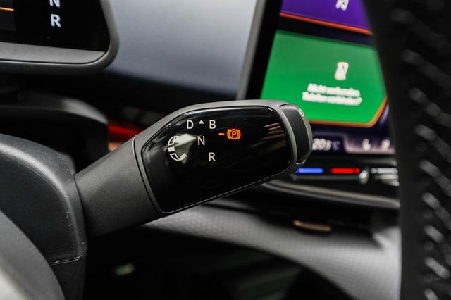 Cupra Tavascan 77 kWh 4Drive VZ Adrenalin - LAGER 