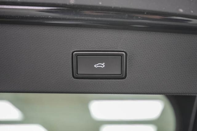 Cupra Tavascan 77 kWh 4Drive VZ Adrenalin - LAGER 