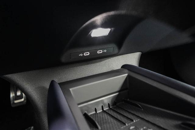 Cupra Tavascan 77 kWh 4Drive VZ Adrenalin - LAGER 