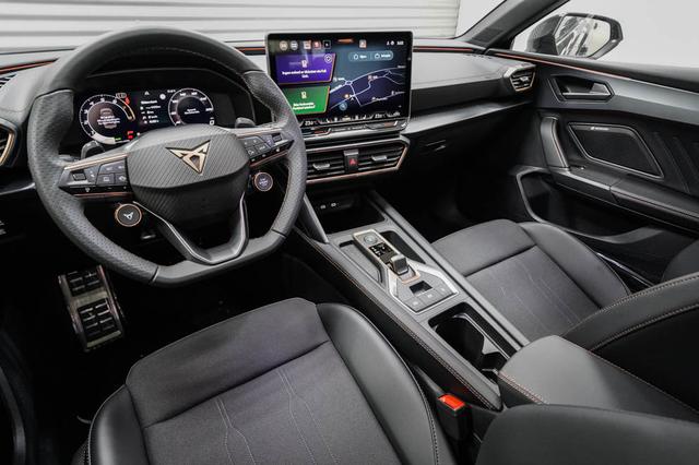 Leon Sportstourer ST 1,5 eTSI DSG Kombi - LAGER 