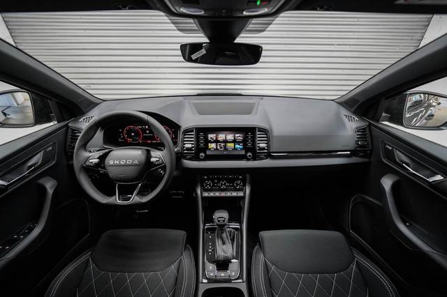 Skoda Karoq 2,0 TDI DSG 4x4 Sportline - LAGER 
