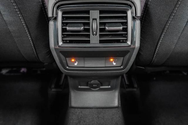 Skoda Karoq 2,0 TDI DSG 4x4 Sportline - LAGER 