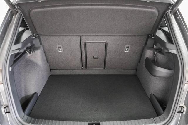 Skoda Karoq 2,0 TDI DSG 4x4 Sportline - LAGER 