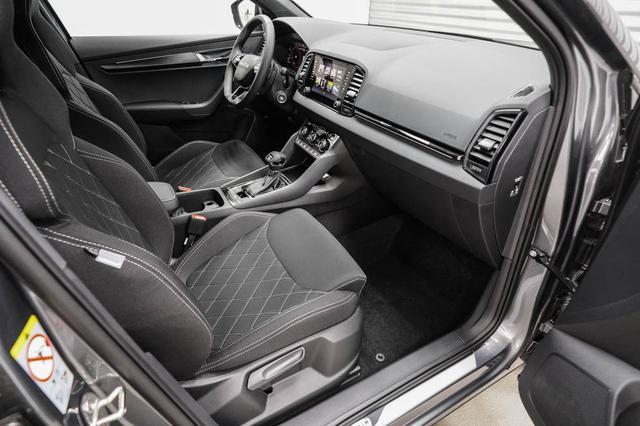 Skoda Karoq 2,0 TDI DSG 4x4 Sportline - LAGER 