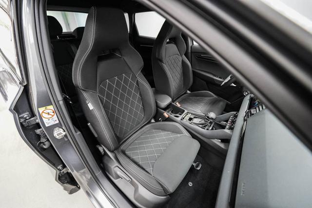 Skoda Karoq 2,0 TDI DSG 4x4 Sportline - LAGER 