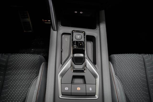 Cupra Leon Sportstourer ST 2,0 TSI DSG 4Drive VZ Extreme - LAGER 