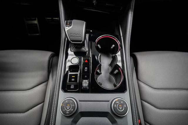Volkswagen Touareg 3,0 V6 TDI 4Motion R-Line - LAGER 