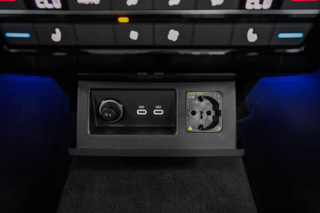 Volkswagen Touareg 3,0 V6 TDI 4Motion R-Line - LAGER 