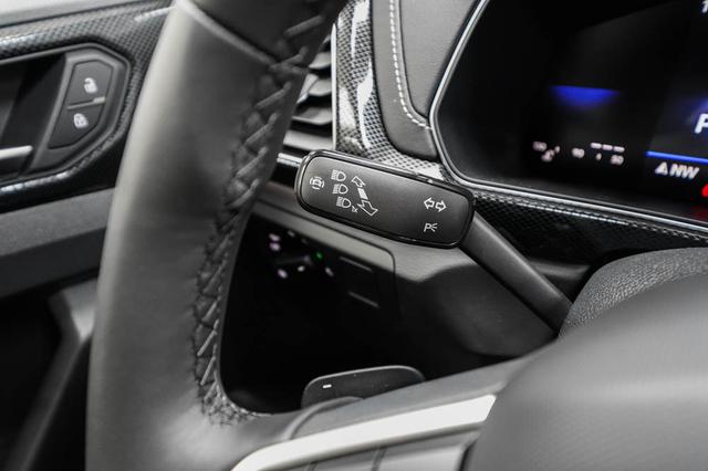Volkswagen T-Cross 1,0 TSI DSG R-Line - LAGER 