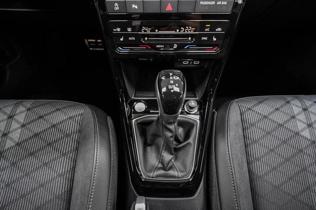 Volkswagen T-Cross 1,0 TSI DSG R-Line - LAGER 