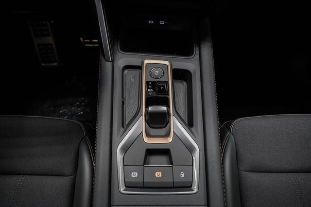 Cupra Leon Sportstourer ST 1,5 eTSI DSG Kombi - LAGER 