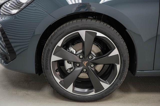 Cupra Leon Sportstourer ST 1,5 eTSI DSG Kombi - LAGER 