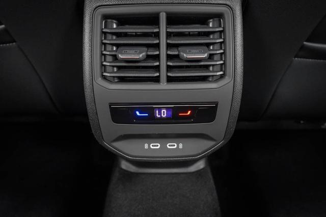 Cupra Leon Sportstourer ST 1,5 eTSI DSG Kombi - LAGER 