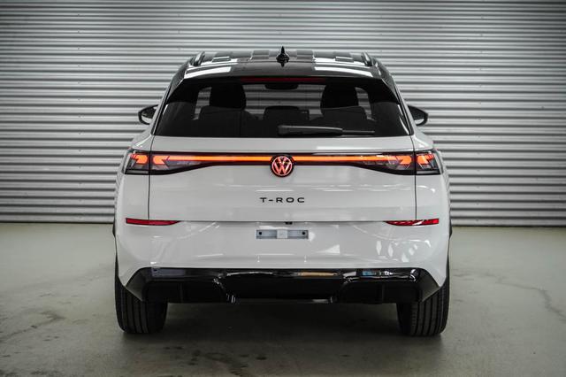 Volkswagen T-Roc neuer 1,5 eTSI DSG R-Line - LAGER 