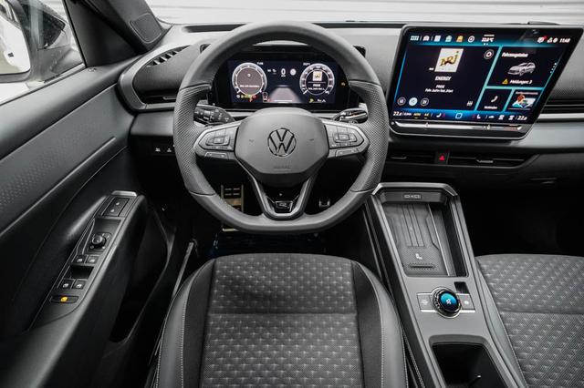 T-Roc neuer 1,5 eTSI DSG R-Line - LAGER 