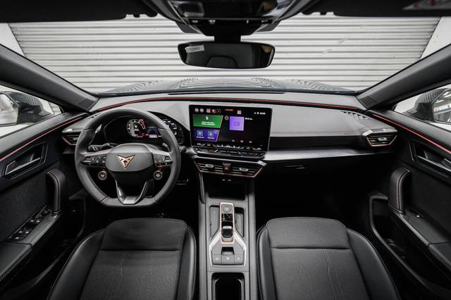 Cupra Formentor 2,0 TSI DSG 4x4 - LAGER 