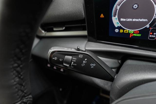 T-Roc neuer 1,5 eTSI DSG R-Line - LAGER 