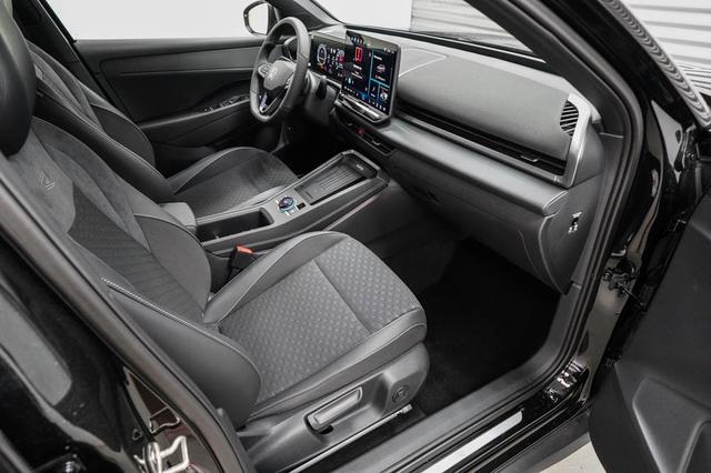 T-Roc neuer 1,5 eTSI DSG R-Line - LAGER 