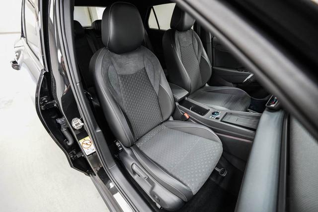 T-Roc neuer 1,5 eTSI DSG R-Line - LAGER 