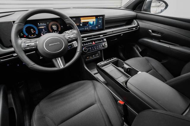 Hyundai TUCSON 1,6 T HEV AT Black Line - LAGER 