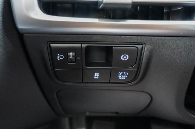 Hyundai TUCSON 1,6 T HEV AT Black Line - LAGER 