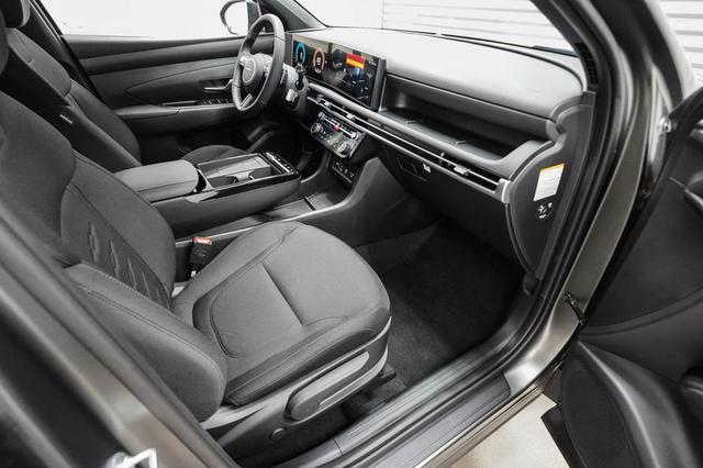 Hyundai TUCSON 1,6 T HEV AT Black Line - LAGER 