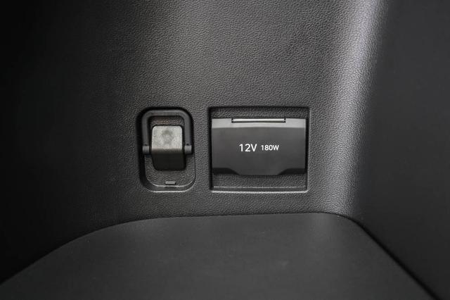 Hyundai TUCSON 1,6 T-GDi DCT 2WD Style - LAGER 