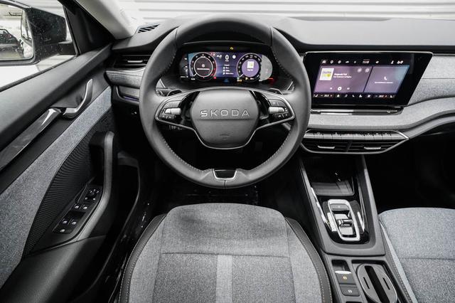 Octavia Combi Kombi 1,5 TSI mHEV DSG Selection A -LAG. 