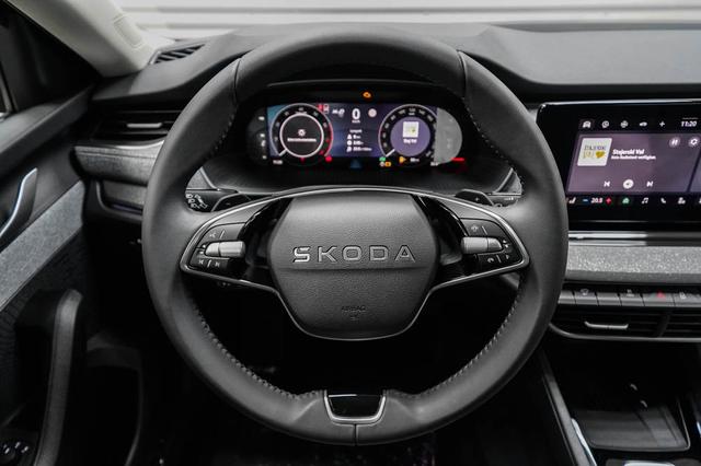 Octavia Combi Kombi 1,5 TSI mHEV DSG Selection A -LAG. 