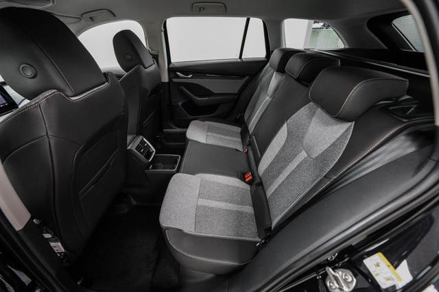 Octavia Combi Kombi 1,5 TSI mHEV DSG Selection A -LAG. 